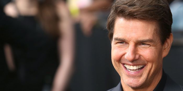 Tom Cruise allegedly almost got a hiding for “stealing cigarettes” in a Kerry pub