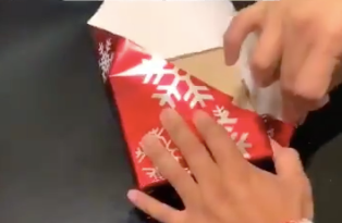 Gift-wrapping hack